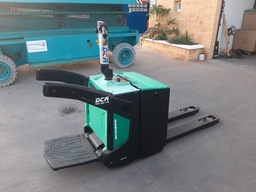 [DCR0037M2a] DCR0037M2a - Transpaleta conductor montado euro*