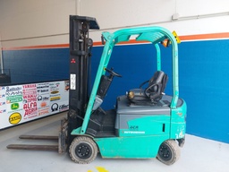 [50139] DCR0329Mc - Carretilla electrica cuatro ruedas