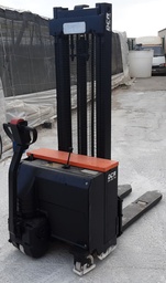 [50179] DCR8131OM - Apilador conductor acompañante euro*