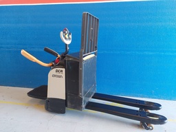 [52065] DCR1862Pp - Transpaleta conductor montado euro (copia)